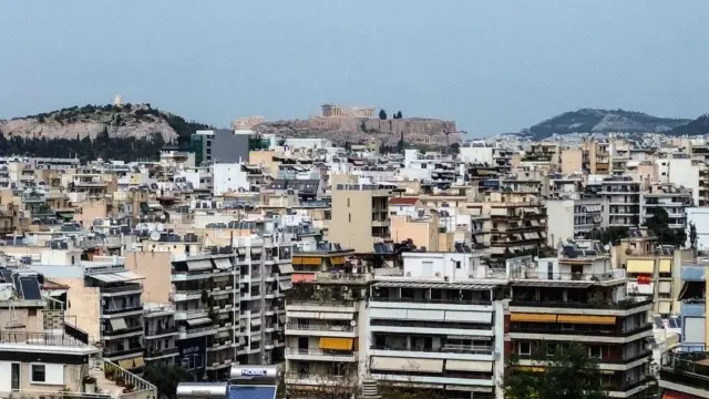 Ξεφεύγουν οι τιμές στα νότια προάστια: Οι προσιτές 
