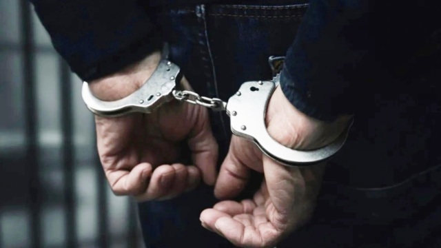 Πειραιάς: Συνελήφθη 22χρονος μετά από καταδίωξη - Βρέθηκε στην κατοχή του μισό κιλό κοκαΐνης