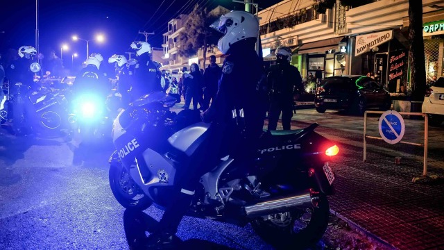 Πρώην ποδοσφαιριστής μεγάλης ομάδας της Θεσσαλονίκης στο κύκλωμα διακίνησης ναρκωτικών: Τρεις αστυνομικοί εμπλέκονται στη δικογραφία των Αδιάφθορων