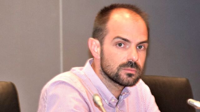 Νίκος Μήλης Ισχυρό φαβορί για τη θέση του γραµµατέα του ΠΑΣΟΚ, στην