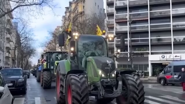 Γαλλία: Δεκάδες μπλόκα αγροτών - Κλιμακώνουν τις κινητοποιήσεις τους κατά της συμφωνίας ΕΕ - Mercosur