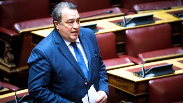 Με μπροστάρη τον Ευριπίδη Στυλιανίδη βουλευτές της ΝΔ ετοιμάζουν παρέμβαση με στόχο την παραίτηση του Τσάφου - Οι γαλάζιοι αντάρτες