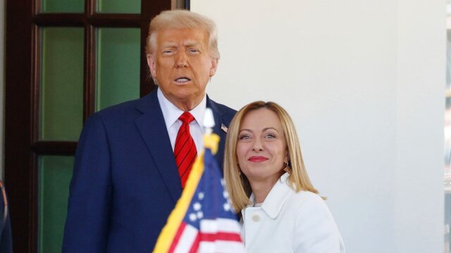 Νέα πυρά Τραμπ κατά Μελόνι: Να μην διανοηθεί καν να εμπλακεί απέναντι στην Ισλαμική Δημοκρατία του Ιράν