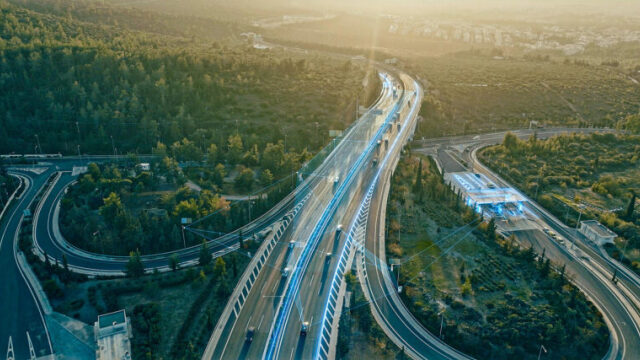 Στη Μεταμόρφωση η πρώτη ανάσα για την Αττική Οδό - Πρεµιέρα µε τον ανισόπεδο κόµβο για τα µεγάλα έργα αποσυµφόρησης του οδικού δικτύου του περιφερειακού δακτυλίου της Αθήνας