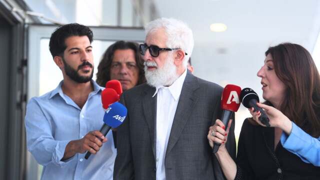 Πέτρος Φιλιππίδης: Ομόφωνα ένοχος για τις δύο απόπειρες βιασμού - Ξέσπασαν σε λυγμούς οι γυναίκες που τον είχαν καταγγείλει
