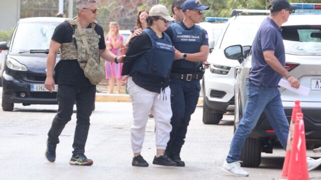 Παλαιό Φάληρο: Μπήκα στη θάλασσα και άφησα την Τζένα, δεν άντεξα να γυρίσω πίσω να την κοιτάξω - Η ανατριχιαστική περιγραφή της Αλγερινής για τον θάνατο της κόρης της
