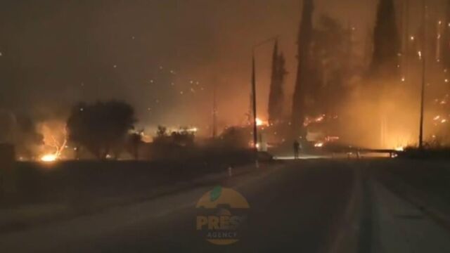 Συγκλονιστικό βίντεο από τη φωτιά στην Αχαΐα - Η Ολυμπία Οδός κλειστή, περικυκλωμένη από φλόγες