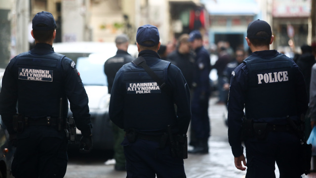 Ελληνικό FBI: Γνωστός παρουσιαστής εμπλέκεται σε κύκλωμα που εισέπραττε παράνομα επιστροφή ΦΠΑ - Απάτη δεκάδων εκατομμυρίων, στις 18 οι συλλήψεις