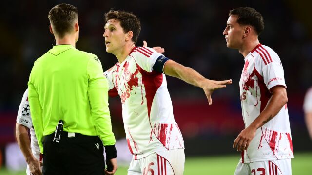 Μπαρτσελόνα - Ολυμπιακός, UEFA Champions League: Απίστευτο κράξιμο σε όλη την Ευρώπη - Αυτό ήταν κλοπή! (Βίντεο)