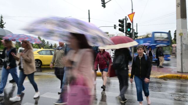 Καιρός: Έρχονται ισχυρές βροχές και καταιγίδες - Ποιές περιοχές επηρεάζονται, πού θα είναι έντονα τα φαινόμενα (Εικόνες)