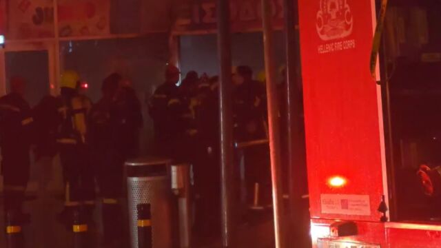 Μαρούσι: Συναγερμός για καπνούς και εστία φωτιάς στα Jumbo (Βίντεο)