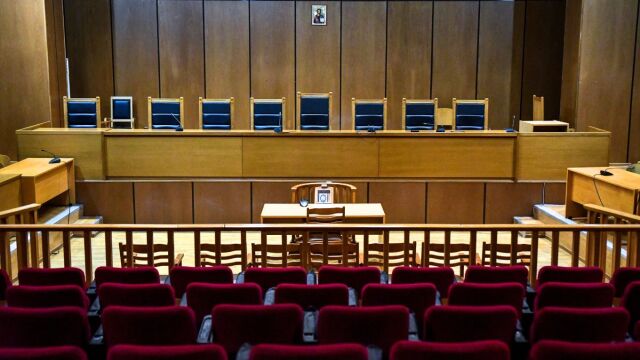 Συγκλονίζουν οι καταθέσεις για τον πασίγνωστο ηθοποιό: Ήταν άνθρωπος εμπιστοσύνης μας και βίαζε την αδελφή μου