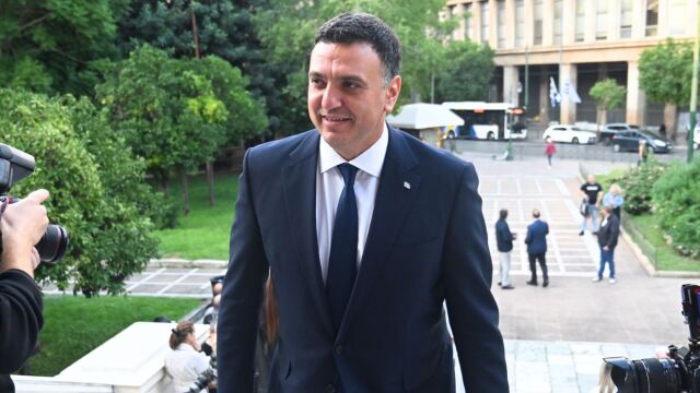 Κικίλιας: Ο υπουργός με απευθείας γραμμή προς την κυβέρνηση Τραμπ - Η σχέση του με τον Αμερικανό πρόεδρο και οι εγχώριες... πολιτικές του φιλοδοξίες