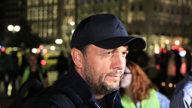 Πάνος Ρούτσι: Πρόσκληση με 10ήμερη προθεσμία από την Εισαγγελία Λάρισας για να ορίσει τις εξετάσεις στη σορό του γιου του