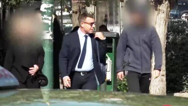 Σοκ: Στα δικαστήρια ο 15χρονος γιος γνωστού τενόρου που κατηγορεί τον πατέρα του για ξυλοδαρμό (Βίντεο)