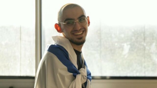 Συγκλονιστική μαρτυρία: Ισραηλινός όμηρος περιγράφει δύο χρόνια κόλασης στη Γάζα - Με βασάνιζαν επτά φορές τη μέρα για 20 λεπτά