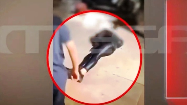 Ασύλληπτο βίντεο: 4 ανήλικες ξυλοκόπησαν άγρια 16χρονη - Απίστευτες σκηνές αγριότητας