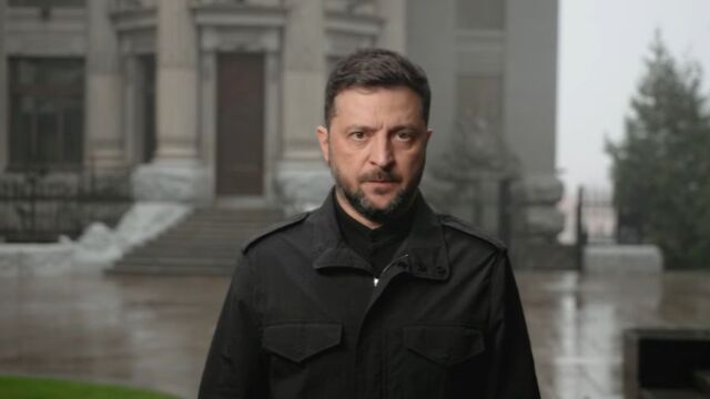 Δραματικό διάγγελμα Ζελένσκι: Βρισκόμαστε σε δίλημμα: ή θα χάσουμε τον βασικό μας εταίρο ή την αξιοπρέπεια της Ουκρανίας (Βίντεο)