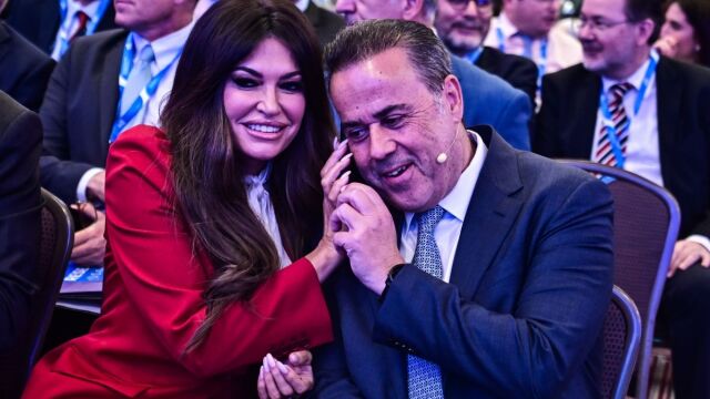 Σταύρος Παπασταύρου: Τι είπα στην Κίμπερλι Γκίλφοϊλ στη διάσημη φωτογραφία  με το κινητό - Η απάντηση που δεν... περιμέναμε (Βίντεο)