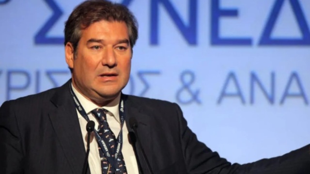 Νίκος Καραχάλιος σε Κασσελάκη: Είσαι αναιδής και απαξιωτικός -  Η ατάκα που τον έκανε έξαλλο