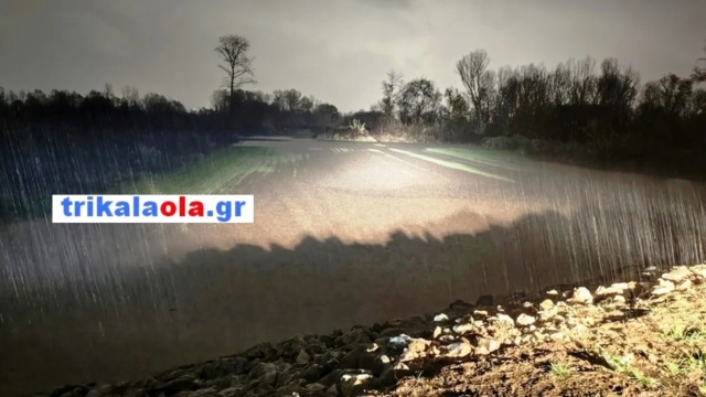 Κακοκαιρία Byron: Ο Πηνειός υπερχείλισε και πνίγει τα χωράφια - Τα αναχώματα δεν άντεξαν (Εικόνες & Βίντεο))