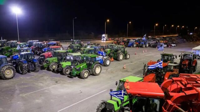 Μπλόκα αγροτών: Τετραήμερο αποκλεισμό της Αθηνών - Λαμίας αποφάσισαν στο Κάστρο, κλείνουν και τμήματα της Εγνατίας - H ''ακτινογραφία'' ανά περιφέρεια (Εικόνες & Βίντεο)