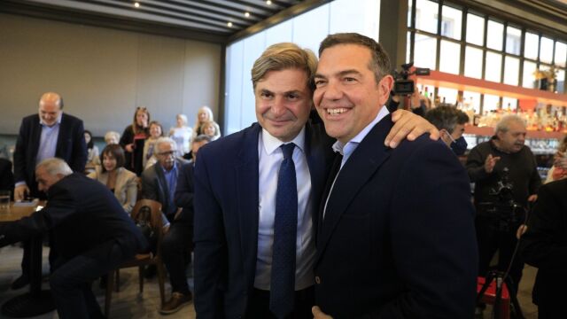 Νικόλας Φαραντούρης: Τα επανειλημμένα τηλεφωνήματα στον Τσίπρα που καταλήγουν σε... αναπάντητες