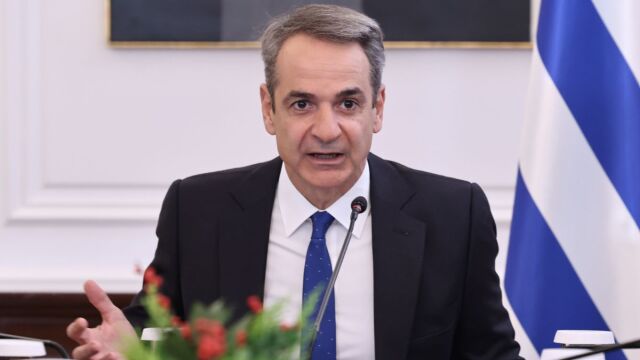 Το αυστηρό μήνυμα Μητσοτάκη προς τους ατίθασους αγρότες και το χοντρό πέσιμο στο ΚΚΕ που έρχεται...