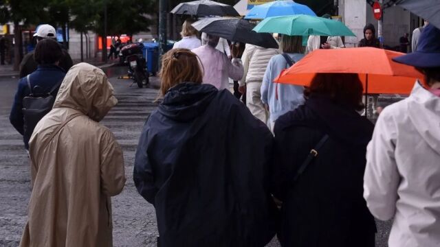Καιρός: Έρχονται λασποβροχές, χιόνια και 20άρια - Πότε θα επηρεαστεί η Αττική