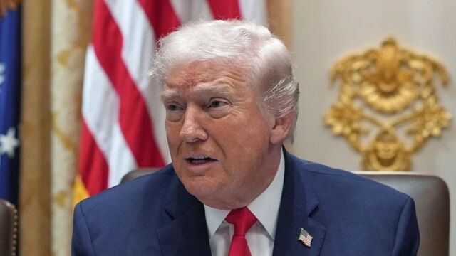 Τραμπ: Έχει πάθει εγκεφαλικό, είναι στα πρώτα στάδια άνοιας - Τι υποστηρίζουν γιατροί