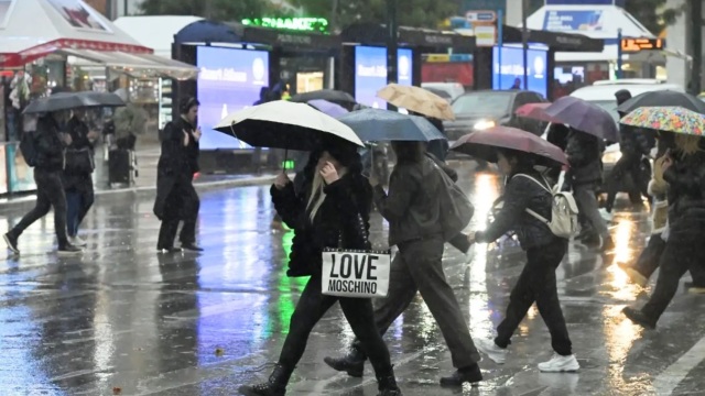 Κακοκαιρία: Ήχησε το 112 σε 7 περιοχές - Σε δύο φάσεις θα χτυπήσει την Αττική (Χάρτες)