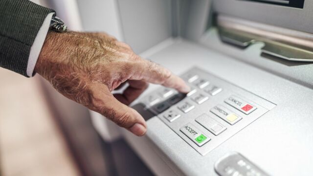 Συντάξεις Μαρτίου 2026: Οι ημερομηνίες πληρωμής για όλα τα ταμεία