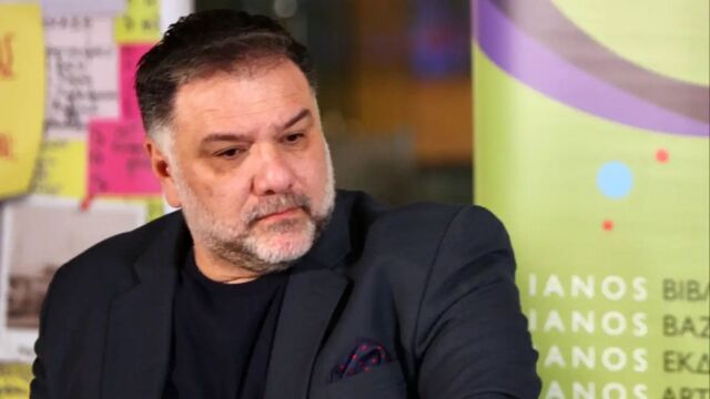 Ράγισε καρδιές ο Γρηγόρης Αρναούτογλου: Θέλαμε να σταματήσει αυτός ο πόνος που βίωνε η μητέρα μου (Βίντεο)