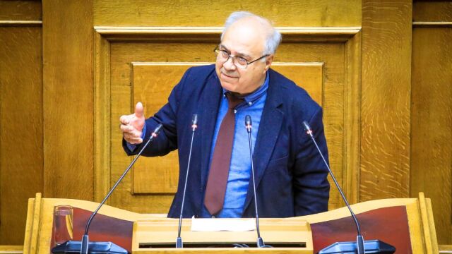 Παρασκευαΐδης: Ο βουλευτής του ΠΑΣΟΚ ευχαρίστησε τον Αθανασίου της… ΝΔ και προκαλεί νέο πονοκέφαλο στη Χαριλάου Τρικούπη