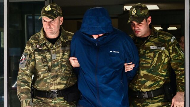 Υπόθεση κατασκοπείας: Λύγισε ο σμήναρχος και κατονόμασε τον συνεργό του από την Κίνα - Μίλησε και το κινητό του (Εικόνες & Βίντεο)