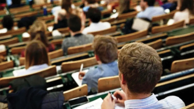 Αιώνιοι φοιτητές: Με αυτόν τον τρόπο μαθαίνουν ότι διαγράφονται (Έγγραφο)