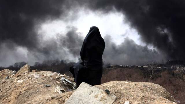 Μέση Ανατολή: Τα Εμιράτα κλείνουν το μεγαλύτερο διυλιστήριο πετρελαίου στην περιοχή, χτυπήθηκε από drone - Μήνυμα για υπό όρους διαπραγματεύσεις από τον Τραμπ (Live οι εξελίξεις)