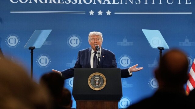 Η ομιλία του Ντόναλντ Τραμπ στη Φλόριντα: Ο πόλεμος θα τελειώσει πολύ γρήγορα - Eξετάζει την κατάληψη των Στενών του Ορμούζ από τις ΗΠΑ