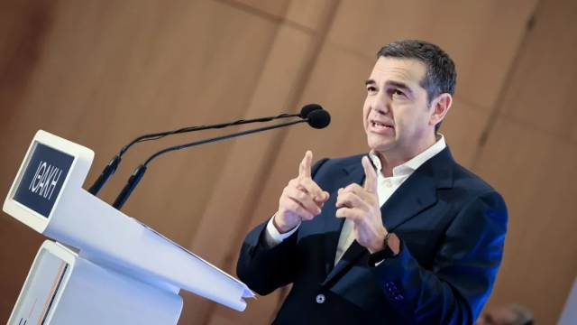 Αλέξης Τσίπρας: Το πακέτο-απάντηση στον Μητσοτάκη για την ενεργειακή ασπίδα σε νοικοκυριά και επιχειρήσεις - Οι 4 προτάσεις για δωρεάν ρεύμα και φθηνότερη ενέργεια