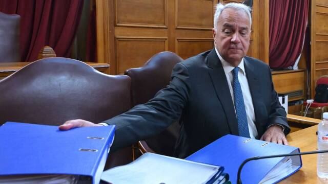 ΟΠΕΚΕΠΕ: Το έγγραφο Βάρρα που ξέχασε και ο ίδιος και τι πραγματικά έδειξε η Εξεταστική