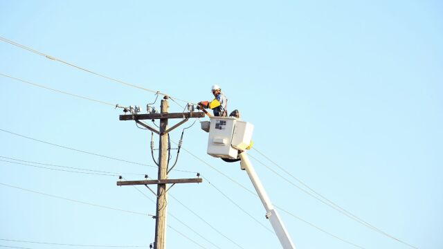 Διακοπές ρεύματος σε Αθήνα, Αιγάλεω, Καλλιθέα, Άλιμο και άλλες περιοχές της Αττικής την Τρίτη 24 Μαρτίου