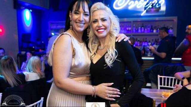 Αννα Φλωρινιώτη  Δήμητρα Σαμαρτζή: Έκοψαν μαζί τις δυο πίτες  στο… Όνειρο τους (Εικόνες)