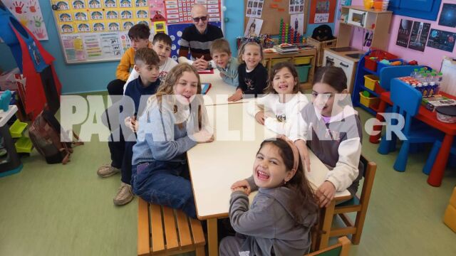 Μαθητές από την Καρδίτσα έφτασαν στην Ηρακλειά για να γιορτάσουν την 25η Μαρτίου με τη μοναδική μαθήτρια (Εικόνες  Βίντεο)