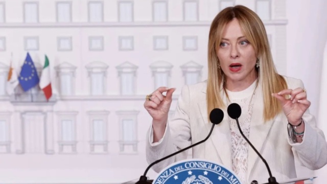 Πολιτική δίνη στην Ιταλία: Δύο παραιτήσεις μετά το 