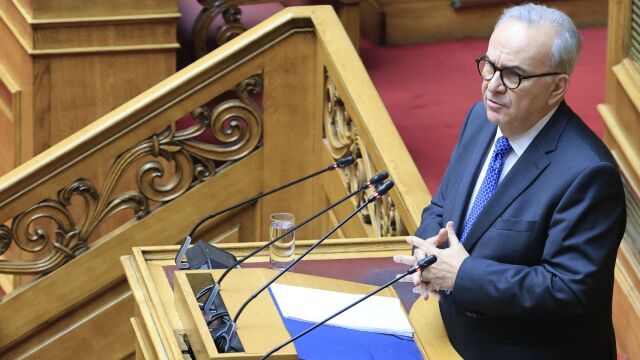 Το πάρτι στο ΕΣΠΑ, ο Παπαθανάσης και τα... αυτιά που δεν ιδρώνουν και οι περίεργες ΠΑΣΟΚικές συμπτώσεις