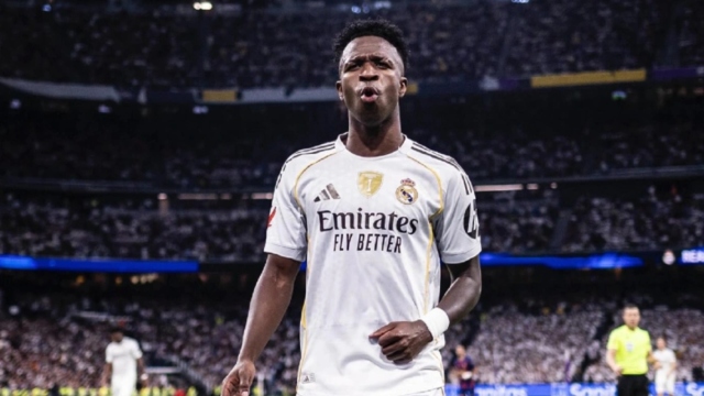 O Bινίσιους πήρε το αίμα του πίσω: Τι φώναζε στον Σιμεόνε μετά την νίκη της Ρεάλ κόντρα στην Ατλέτικο