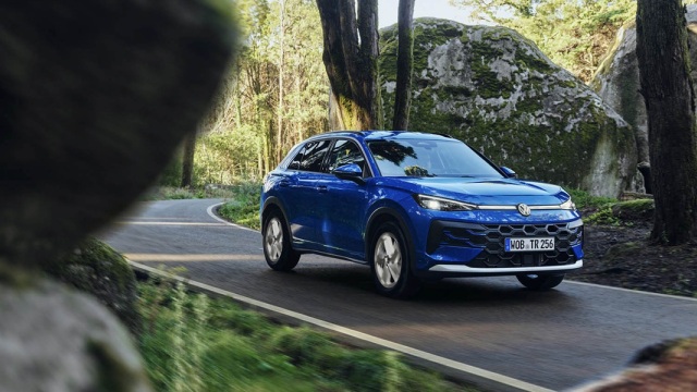 Δοκιμάζουμε το Volkswagen T-Roc eTSI 1.5 με τους 116 ίππους