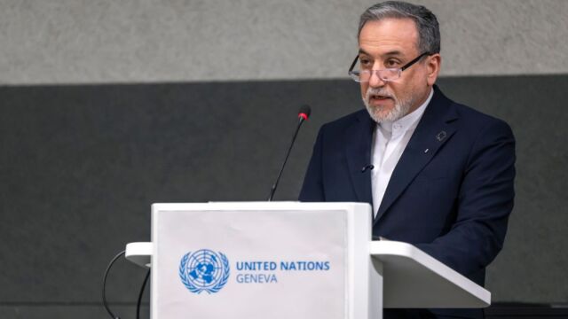 Το Ισραήλ αφαίρεσε τον Αραγτσί και τον Γαλιμπάφ από τον κατάλογο των Ιρανών αξιωματούχων που θέλει να εξουδετερώσει, έπειτα από αίτημα του Πακιστάν