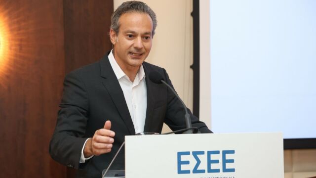 Καφούνης για αύξηση του κατώτατου μισθού: 