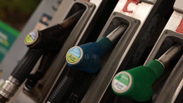 Fuel Pass 2026: Πότε ανοίγει η πλατφόρμα και ποιοι δικαιούχοι παίρνουν έως 60 ευρώ